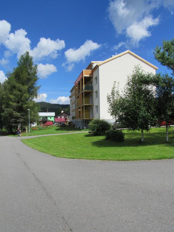 Apartman Stozec Ema Екстериор снимка